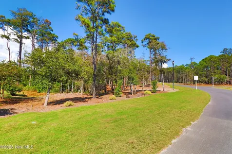 467 Freedom Park Road Beaufort NC 28516