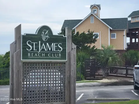 3931 Members Club Boulevard Southport NC 28461