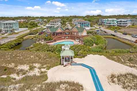 3931 Members Club Boulevard Southport NC 28461