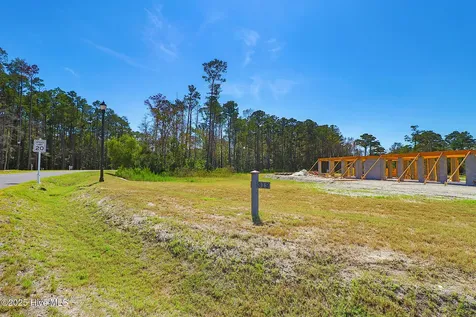 519 Freedom Park Road Beaufort NC 28516