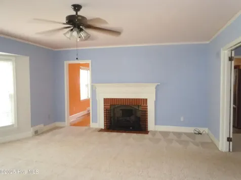 110 E Bell Street Tabor City NC 28463