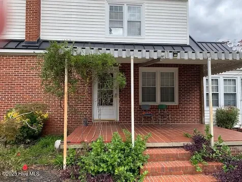 110 E Bell Street Tabor City NC 28463