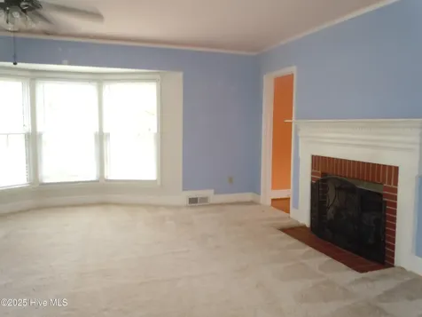 110 E Bell Street Tabor City NC 28463