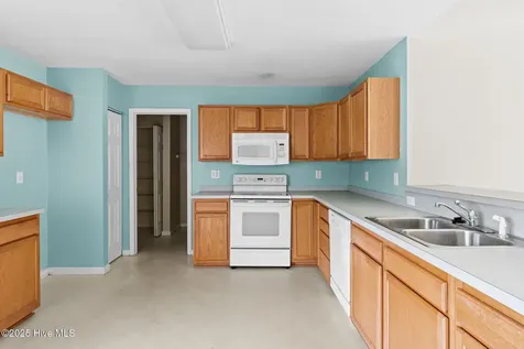 927 Wyndfall Drive SW Sunset Beach NC 28468