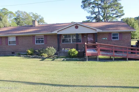 2715 Us Highway 64 W Plymouth NC 27962