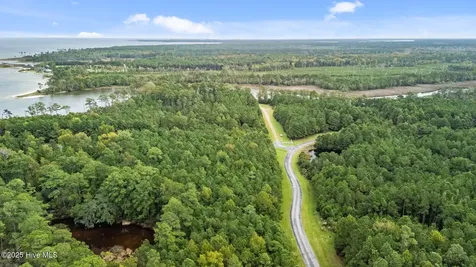 317 Garbacon Drive Beaufort NC 28516