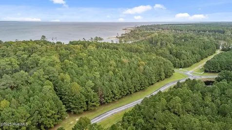 317 Garbacon Drive Beaufort NC 28516