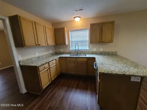 310 Mattocks Avenue Maysville NC 28555