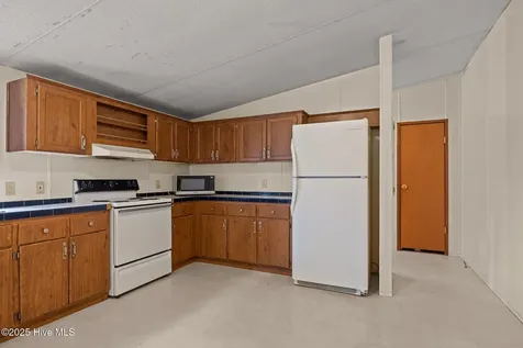 284 & 286 Mill Creek Road Newport NC 28570