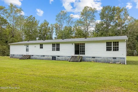 284 & 286 Mill Creek Road Newport NC 28570