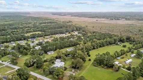 284 & 286 Mill Creek Road Newport NC 28570