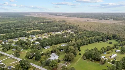 284 & 286 Mill Creek Road Newport NC 28570
