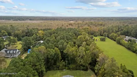 284 & 286 Mill Creek Road Newport NC 28570