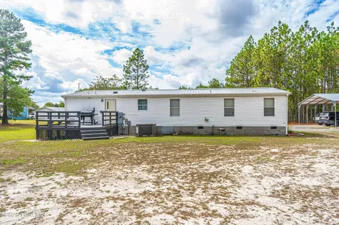 151 Allen Lane Aberdeen NC 28315