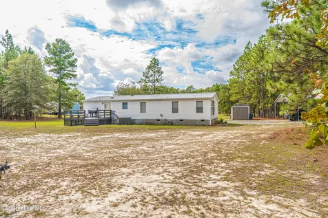 151 Allen Lane Aberdeen NC 28315