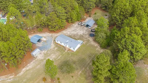 151 Allen Lane Aberdeen NC 28315
