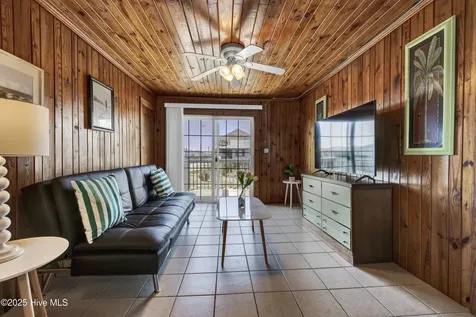 1008 Ocean Boulevard Topsail Beach NC 28445