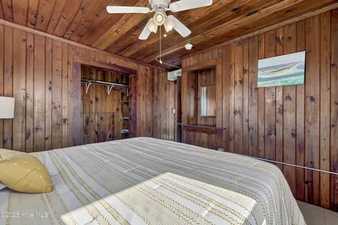 1008 Ocean Boulevard Topsail Beach NC 28445