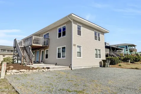 1008 Ocean Boulevard Topsail Beach NC 28445