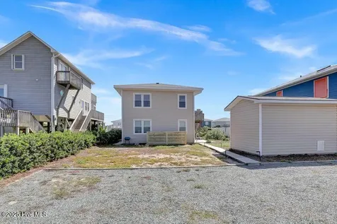 1008 Ocean Boulevard Topsail Beach NC 28445