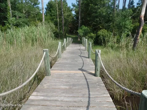 127 Garbacon Drive Beaufort NC 28516