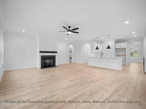 287 E Ivybridge Drive Hubert NC 28539