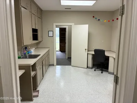 1134 N Road Street Elizabeth City NC 27909