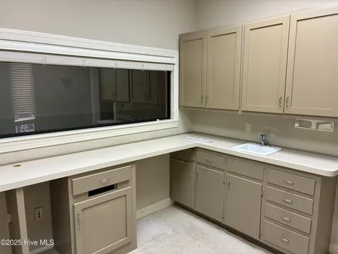1134 N Road Street Elizabeth City NC 27909