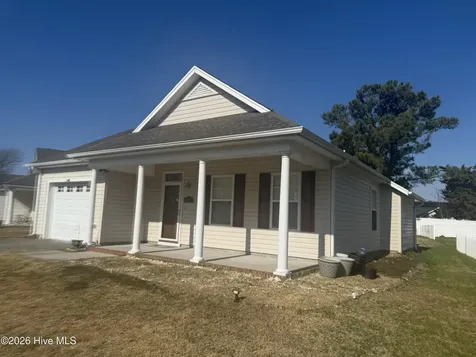 4975 N Hampton Drive SE Southport NC 28461