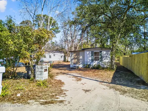 1758 Balsam Drive SW Supply NC 28462