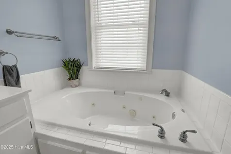 4 Sailview Drive North Topsail Beach NC 28460