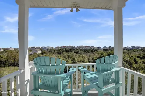 4 Sailview Drive North Topsail Beach NC 28460