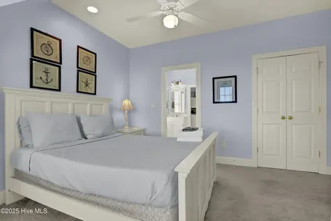 4 Sailview Drive North Topsail Beach NC 28460
