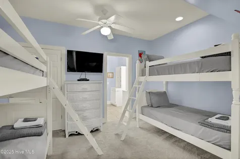 4 Sailview Drive North Topsail Beach NC 28460