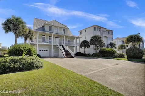 4 Sailview Drive North Topsail Beach NC 28460