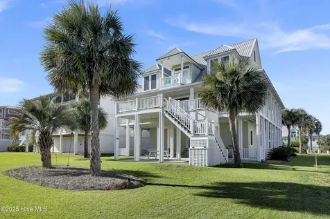 4 Sailview Drive North Topsail Beach NC 28460