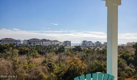 4 Sailview Drive North Topsail Beach NC 28460