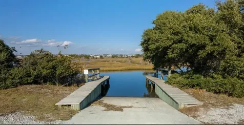 4 Sailview Drive North Topsail Beach NC 28460