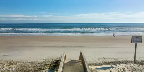 4 Sailview Drive North Topsail Beach NC 28460
