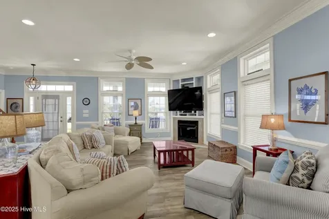 4 Sailview Drive North Topsail Beach NC 28460