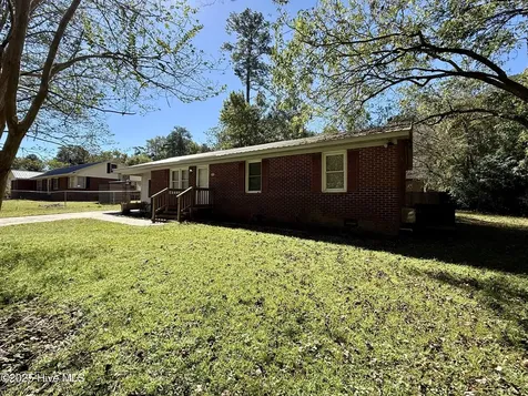403 Henderson Street Williamston NC 27892