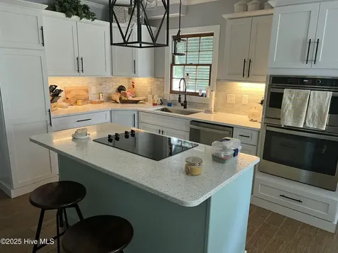 157 S River Drive Beaufort NC 28516