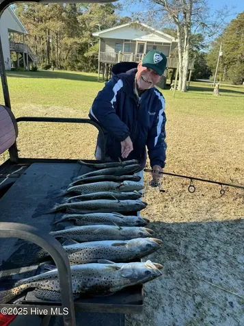 157 S River Drive Beaufort NC 28516