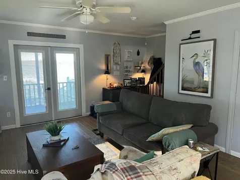 157 S River Drive Beaufort NC 28516