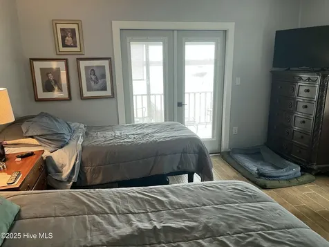 157 S River Drive Beaufort NC 28516