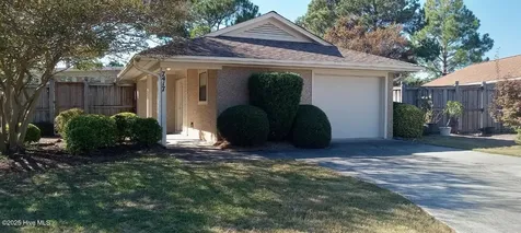 7417 Montfaye Court Wilmington NC 28411