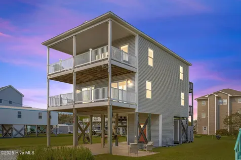 8014 8th Street Surf City NC 28445