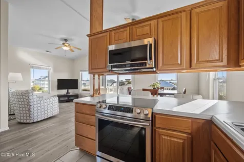 8014 8th Street Surf City NC 28445