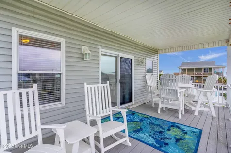 8014 8th Street Surf City NC 28445