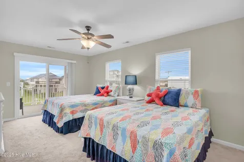 8014 8th Street Surf City NC 28445